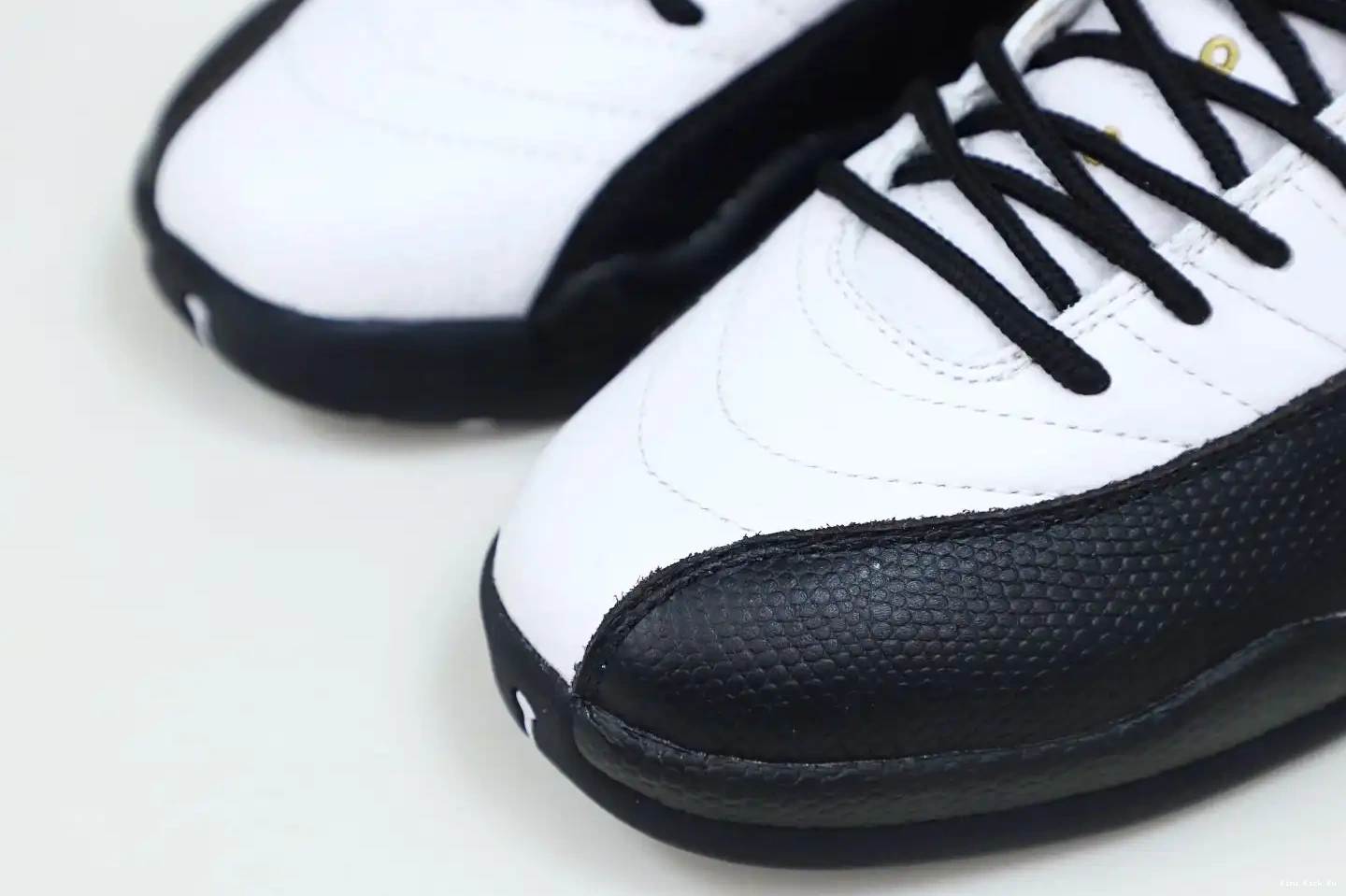 JORDAN AIR 'ROYALTY' RETRO Kimikick 12 0531